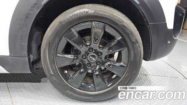 Mini Countryman 2019 — photo 7