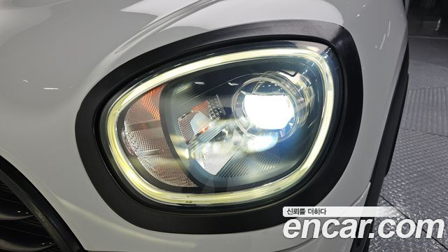 Mini Countryman 2019 — photo 8