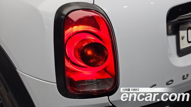 Mini Countryman 2019 — photo 9