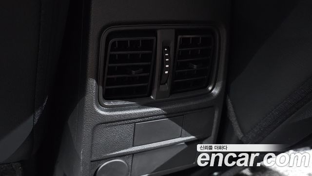 Renault Korea XM3 2023 — photo 28