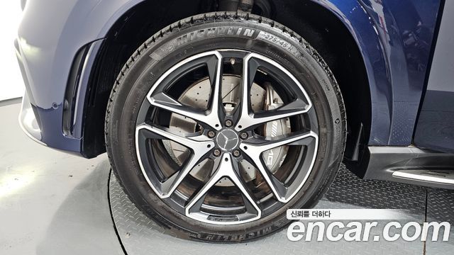 Mercedes-Benz GLE-Class 2021 — photo 5