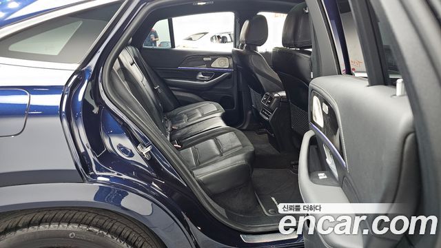 Mercedes-Benz GLE-Class 2021 — photo 17