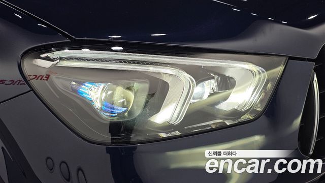 Mercedes-Benz GLE-Class 2021 — photo 8