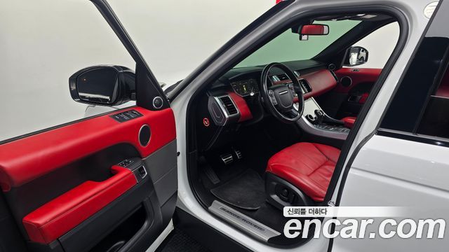 Land Rover Range Rover Sport 2016 — photo 11