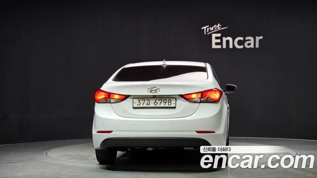 Hyundai AVANTE 2014 — photo 4