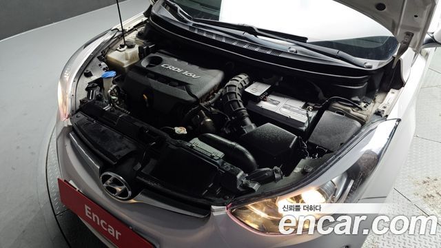 Hyundai AVANTE 2014 — photo 6