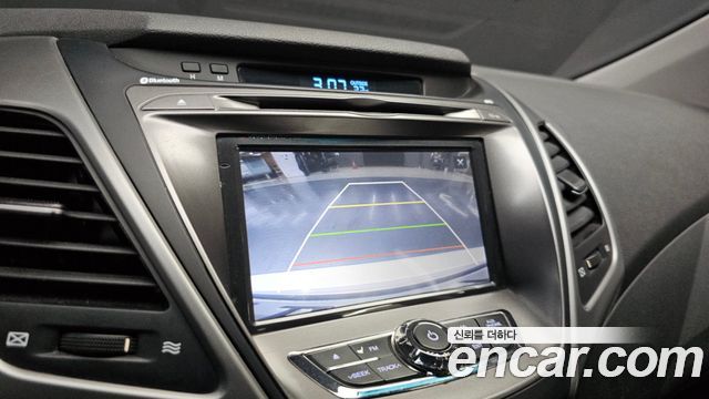 Hyundai AVANTE 2014 — photo 14