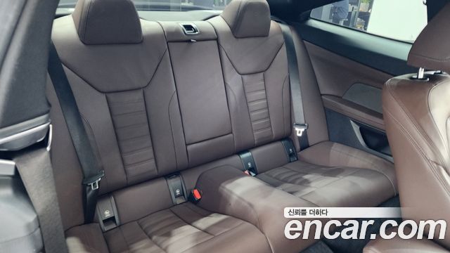 BMW 4-Series 2021 — photo 17