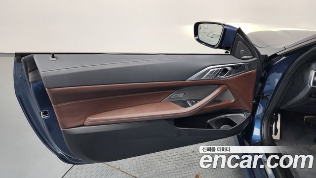 BMW 4-Series 2021 — photo 14