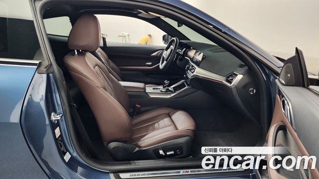 BMW 4-Series 2021 — photo 16