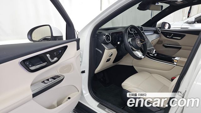 Mercedes-Benz GLC-Class 2024 — photo 13