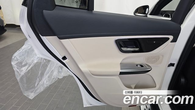 Mercedes-Benz GLC-Class 2024 — photo 15