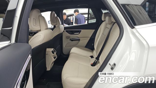 Mercedes-Benz GLC-Class 2024 — photo 16