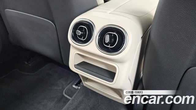 Mercedes-Benz GLC-Class 2024 — photo 37
