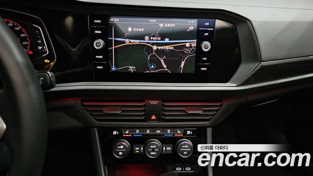 Volkswagen Jetta 2023 — photo 22