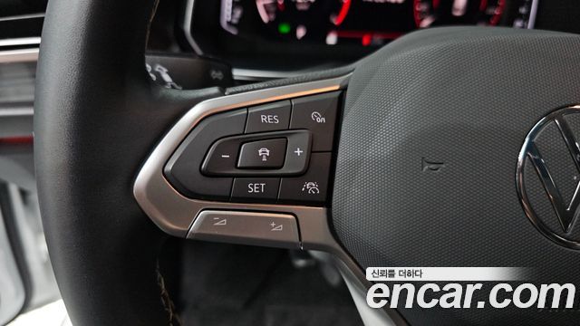 Volkswagen Jetta 2023 — photo 28