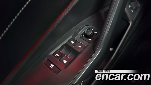 Volkswagen Jetta 2023 — photo 32