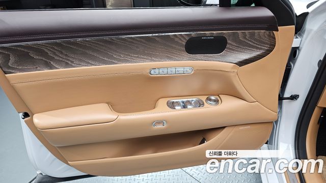 Genesis G90 2022 — photo 14