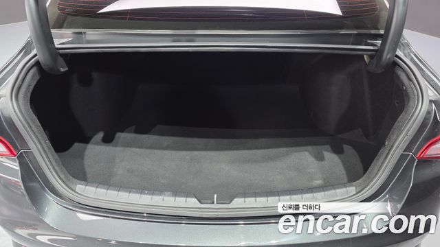 Kia K5 2022 — photo 22