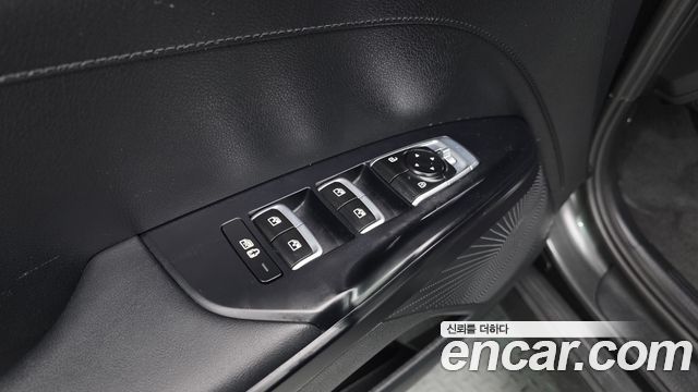 Kia K5 2022 — photo 27