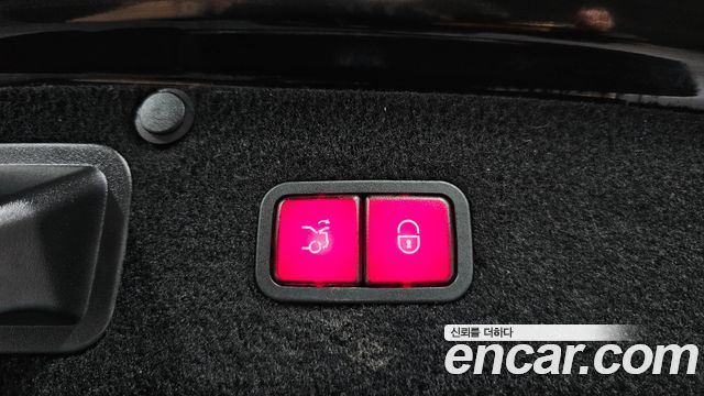 Mercedes-Benz S-Class 2016 — photo 17