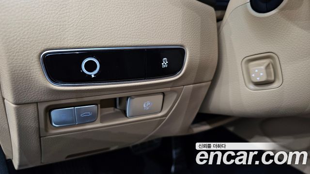 Kia K9 2023 — photo 25