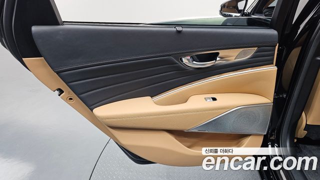 Kia K9 2023 — photo 15