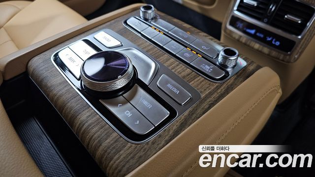 Kia K9 2023 — photo 29