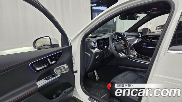 Mercedes-Benz GLC-Class 2026 — photo 13