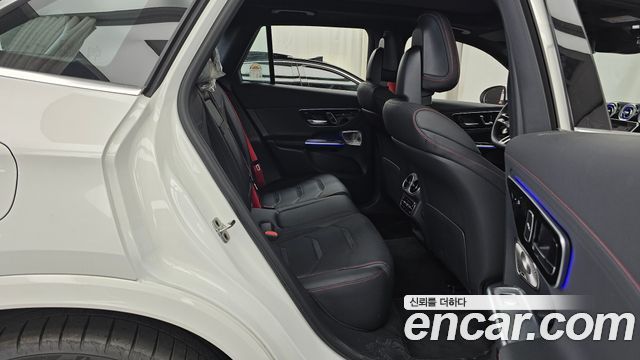 Mercedes-Benz GLC-Class 2026 — photo 18