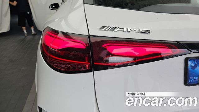 Mercedes-Benz GLC-Class 2026 — photo 9