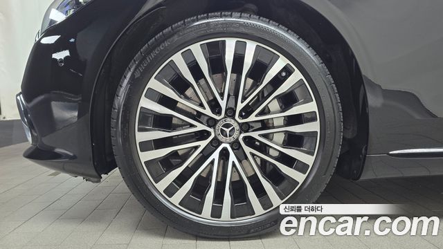 Mercedes-Benz S-Class 2021 — photo 5