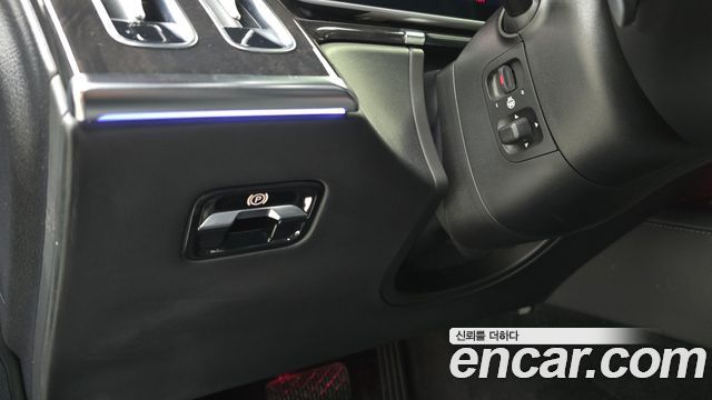 Mercedes-Benz S-Class 2021 — photo 27