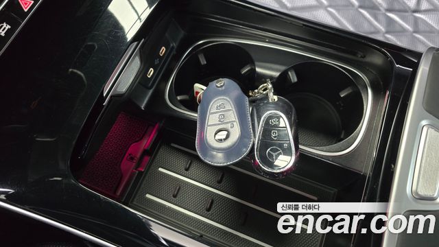 Mercedes-Benz S-Class 2021 — photo 29