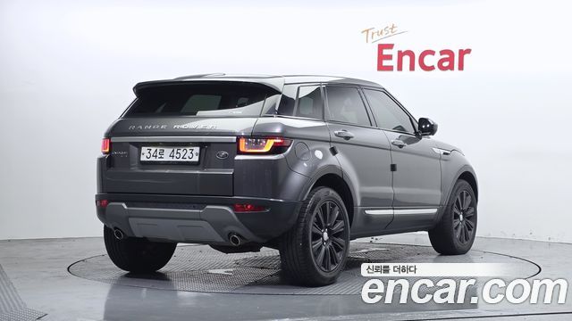Land Rover Range Rover Evoque 2018 — photo 2