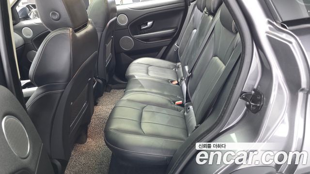 Land Rover Range Rover Evoque 2018 — photo 18
