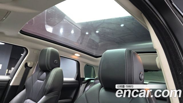 Land Rover Range Rover Evoque 2018 — photo 24
