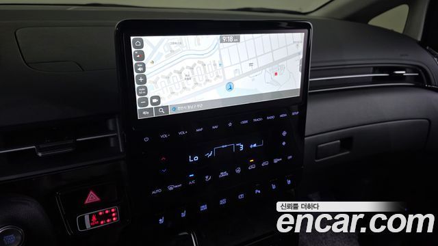 Hyundai Staria 2025 — photo 15