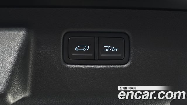 Hyundai Staria 2025 — photo 20