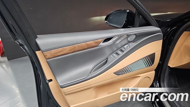 Genesis G80 2022 — photo 14