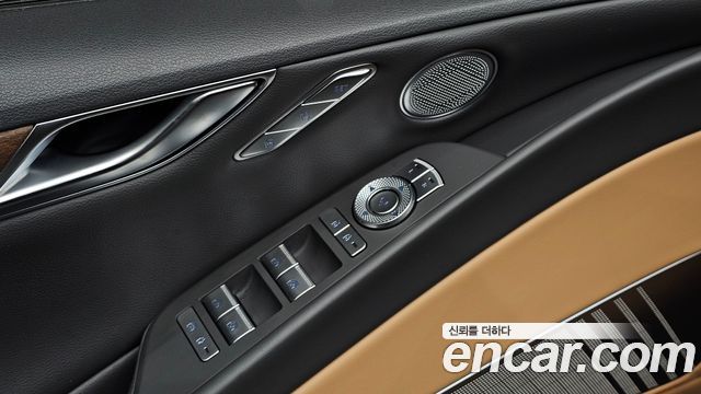 Genesis G80 2022 — photo 28