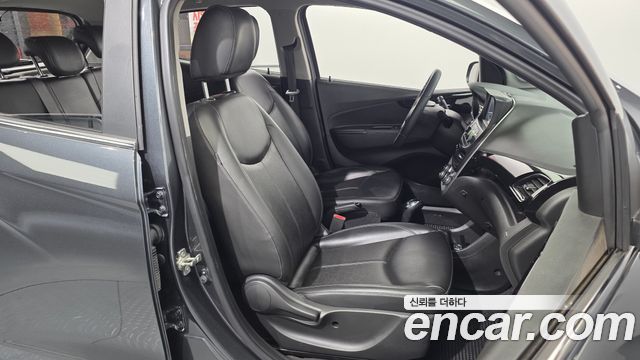 Chevrolet Korea Spark 2017 — photo 12