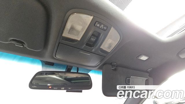 Hyundai i30 2017 — photo 24