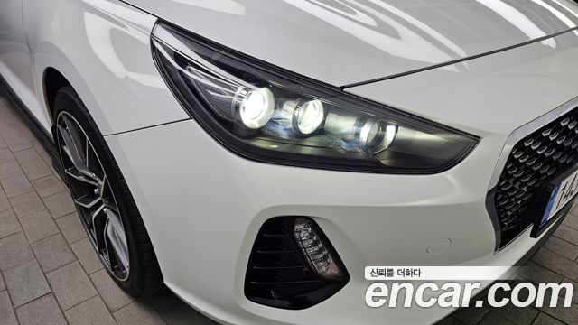 Hyundai i30 2017 — photo 8