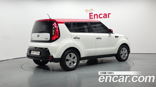 Kia Soul 2015 — photo 2