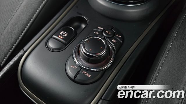 Mini Countryman 2023 — photo 24