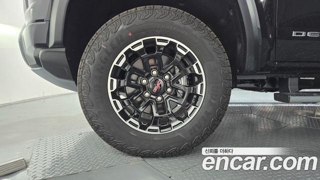 GMC Canyon 2026 — photo 5