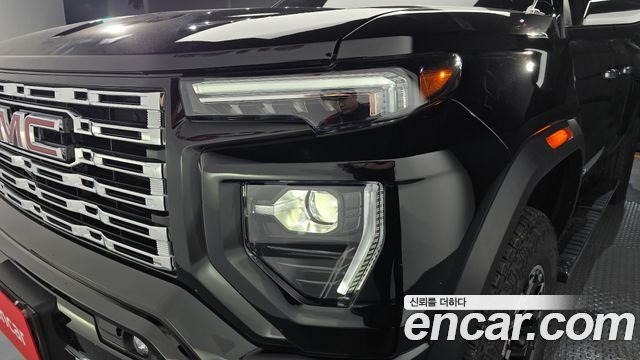 GMC Canyon 2026 — photo 8