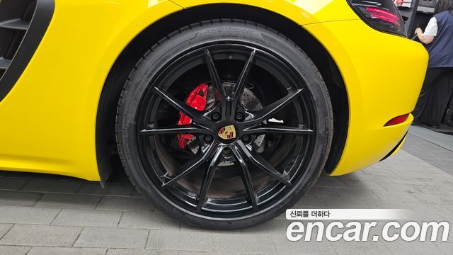 Porsche 718 2020 — photo 7