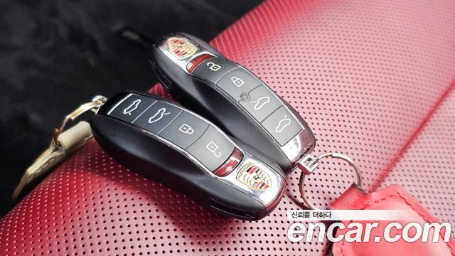 Porsche 718 2020 — photo 34
